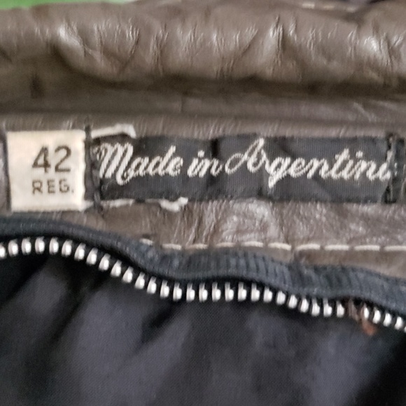 Vintage leather motorcycle jacket - Picture 5 of 10